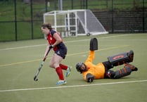 Cougars lack bite as Teign run away with 4-0 victory