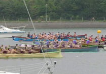 Gig rowers tackle Tamar
