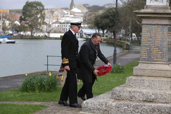 Commemoration of 35th anniversary of beginning of Falklands War held at War Memorial