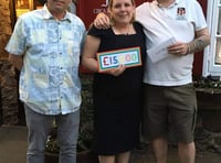 Couple raise £15k for good causes through Kingston quiz nights