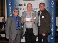 Salcombe Minibus receives £1,000 cheque from Devon Masonic fund