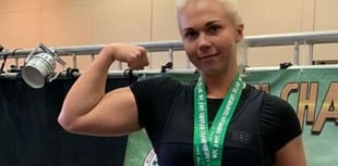 Totnes woman Francesca Dennis takes powerlifting world by storm