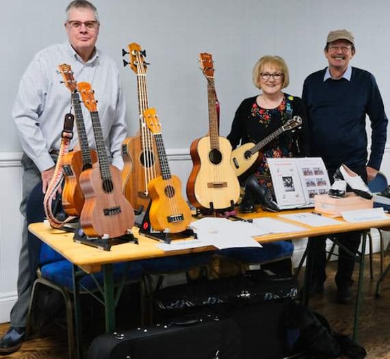 Modbury Uke ‘n’ Sing opens Kingsbridge Fringe Festival 