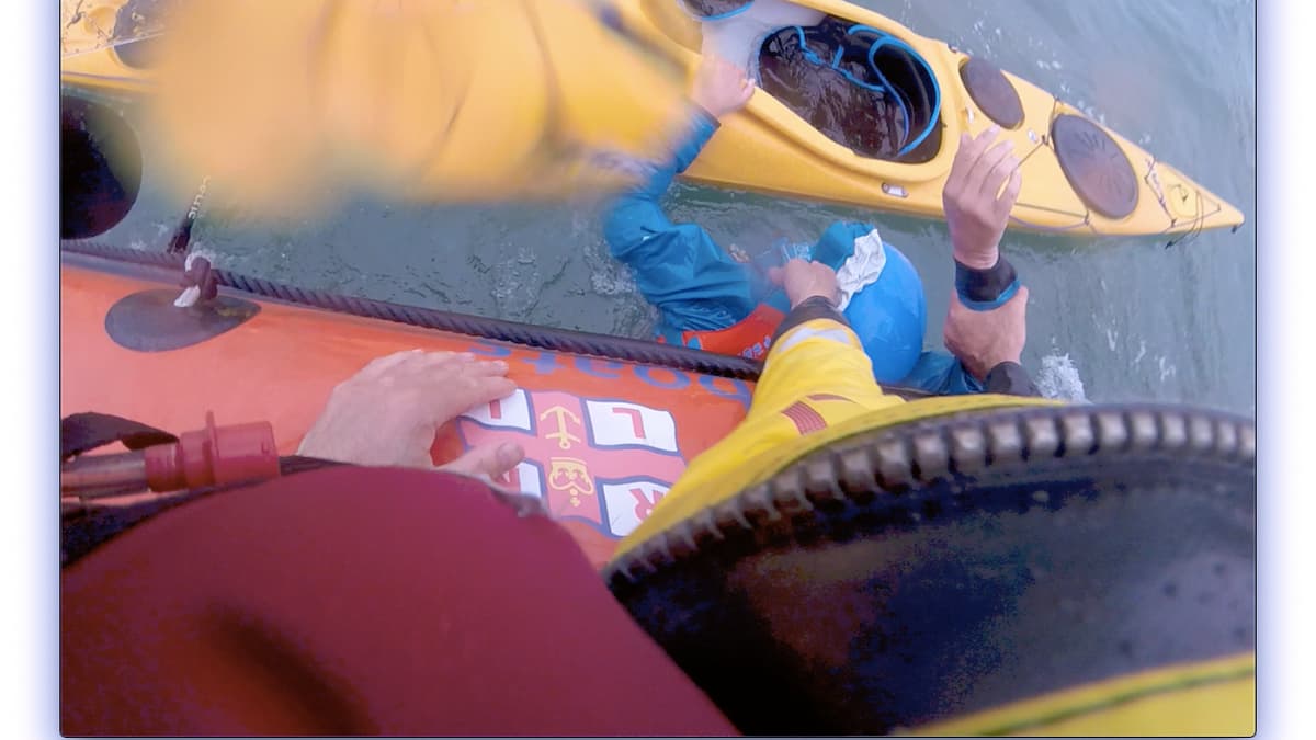 Kayakers pulled from rough sea kingsbridgetoday.co.uk