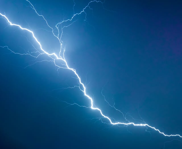 Thunderstorms yellow warning update