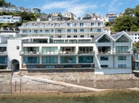 “Perfect” villa for sale has panoramic waterfront views