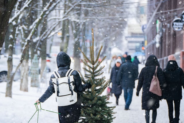 4 ways to keep busy between Boxing Day and New Years