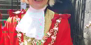 Concern in Totnes over 'truth speakers' conference