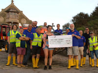Local bartender raises money for Hope Cove Lifeboat