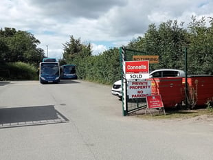 Hundreds sign petition against bus depot closure 