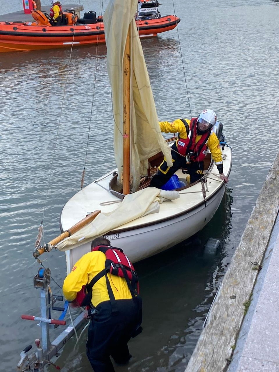 Salcombe RNLI rescue man