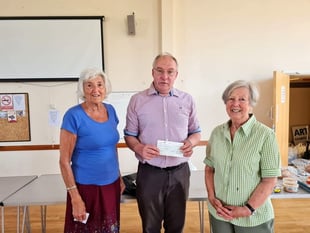 Dartmouth food bank receives £1,000 from Dartmouth League of Friends