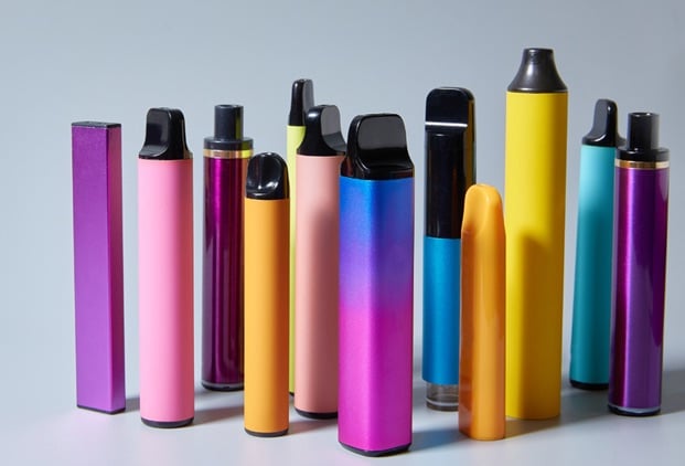 Disposable vapes to be banned in the UK to protect children's health
