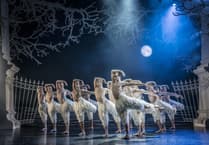Swan Lake by Matthew Bourne is coming to Theatre Royal Plymouth
