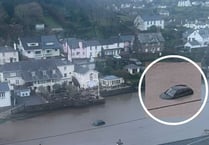 Vehicle stranded in tidal harbour at Noss 