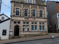 HSBC Kingsbridge branch closed for make over
