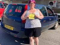 Council ‘heartless’ over food bank parking fine 