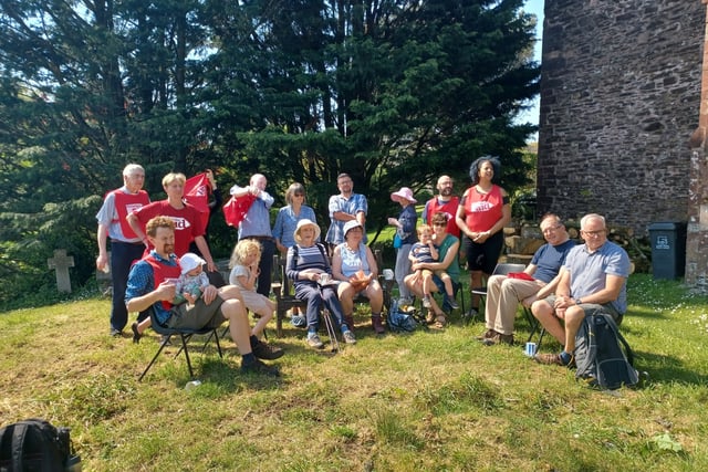 Fundraisers walk to raise help vulnerable communities