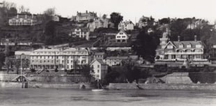 The Smoking Lobster giving sustenance to a Salcombe social landmark