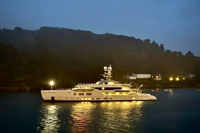 Salcombe welcomes $90m superyacht 