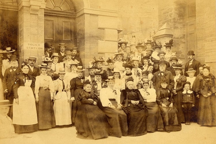 Crowd gathered outside the Town Hall, Fore Street, Kingsbridge.