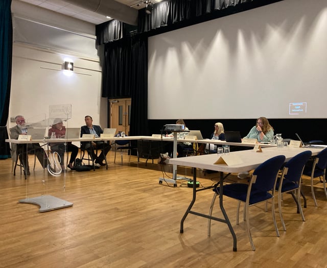 Ivybridge Development members vote in favour of new Aldi supermarket