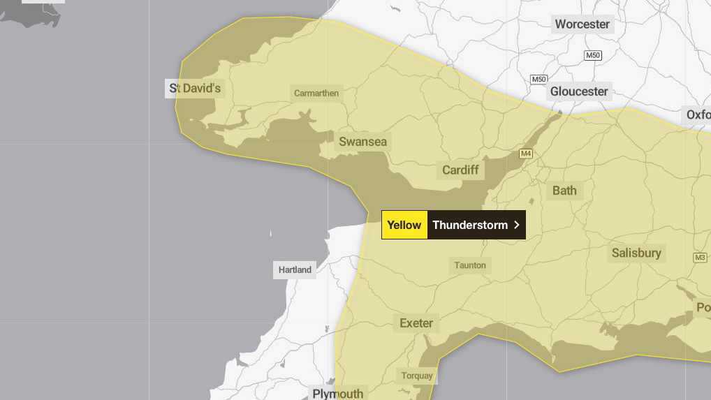 Thunder and lightning across Devon as Met Office issue warning