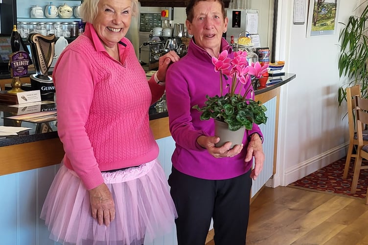Mary and prize winner Pip Fisher at Bigbury GC