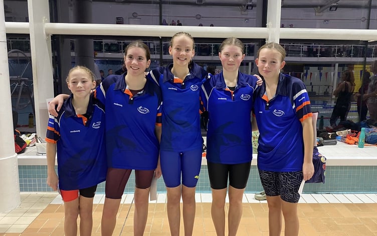 The prize winners of the female 50m Freestyle Skins event