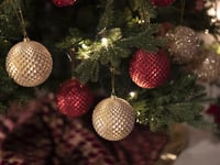 Storm disrupts Christmas plans, but Kingsbridge businesses step up