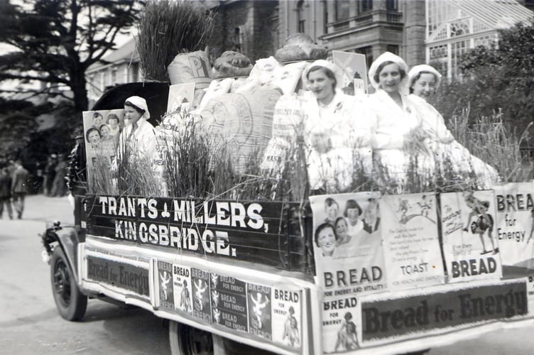 1937 Trants, millers, Coronation carnival float with girls on back.
Taken in front of Victoria Place, Promenade, Kingsbridge.