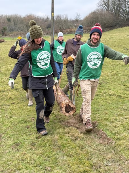 Force4Nature Volunteers - nature based solutions to pollution in the River