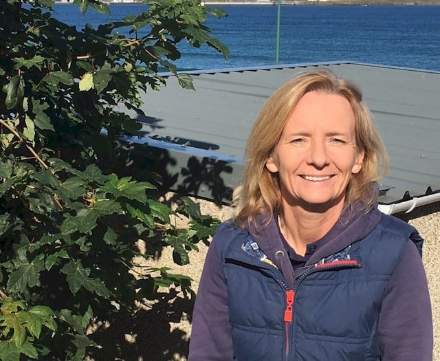 Devon councillors defend high salaries