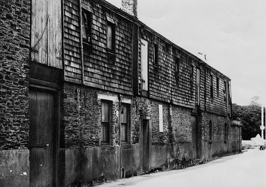 Bonds warehouse, Kingsbridge in 1972, before it was demolished to build the Crabshell Motel