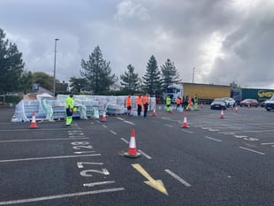 Queues and congestion around water collection points
