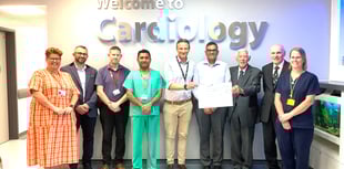Devonshire Freemasons donate to Derriford cardiology research