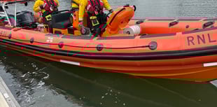 Dart RNLI aids yacht in distress near Compass Cove