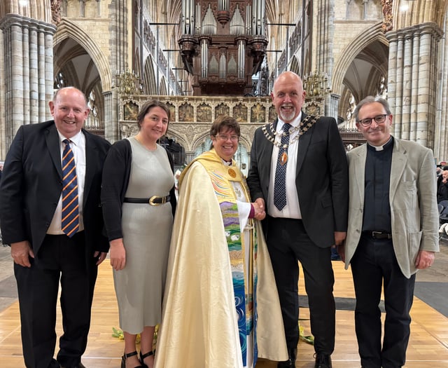 New Bishop of Crediton given warm welcome
