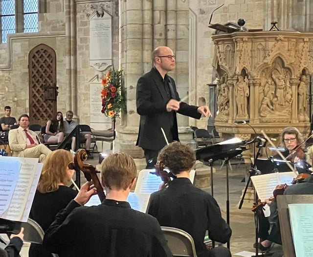 Kingsbridge Primary School choir shines at Exeter Cathedral