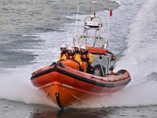 Survivor of 1979 Fastnet disaster to speak at RNLI fundraiser