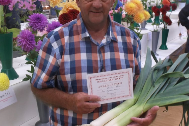 Mike Hine with his winning leeks