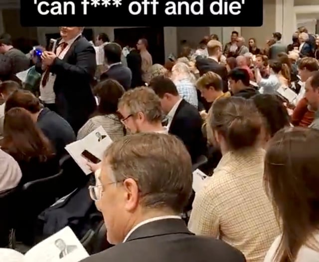 'Tony Blair can f*** off and die', sings Devon MP