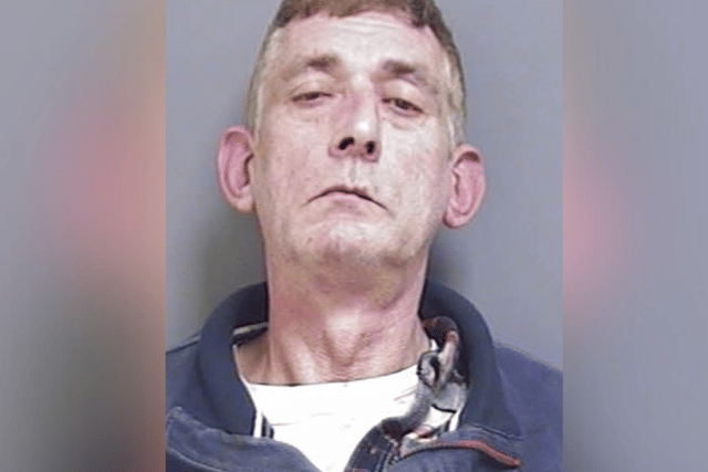 Police appeal for help in fraud suspect search