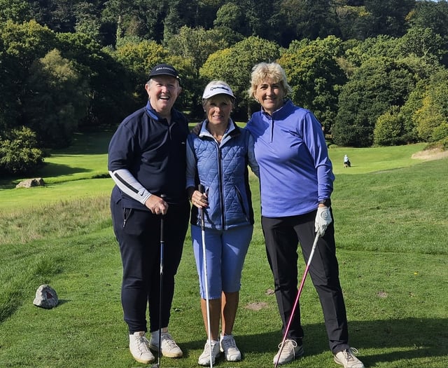 Thurlestone ladies enjoy a captain’s away day