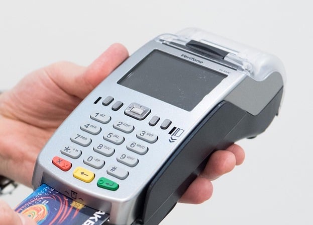 Local businesses are being urged to stay vigilant after reported card payment refund scams in Powys