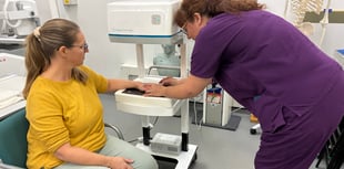 Emma first in UK to trial new 3D imaging for rheumatoid arthritis
