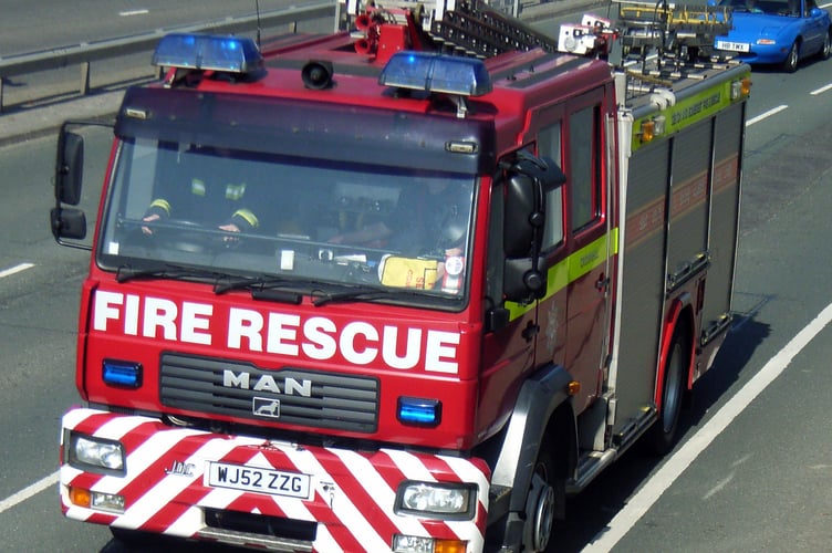 Devon and Somerset Fire and Rescue Service engine. Photo Graham Richardson Plymouth 18 March 2009