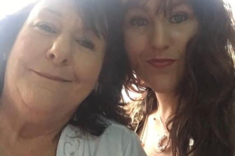 Lyn Anthistle, left, and her daughter Mary-Anne Allwood - who has paid tribute to her mum and appealing for information.