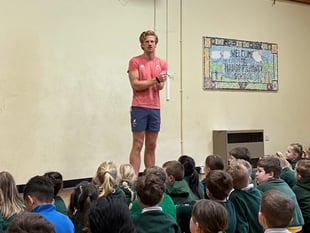 Paralympic star David Hill inspires Ivybridge pupils at Manor Primary