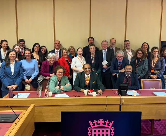 Kingsbridge Community College wants smartphone ban 